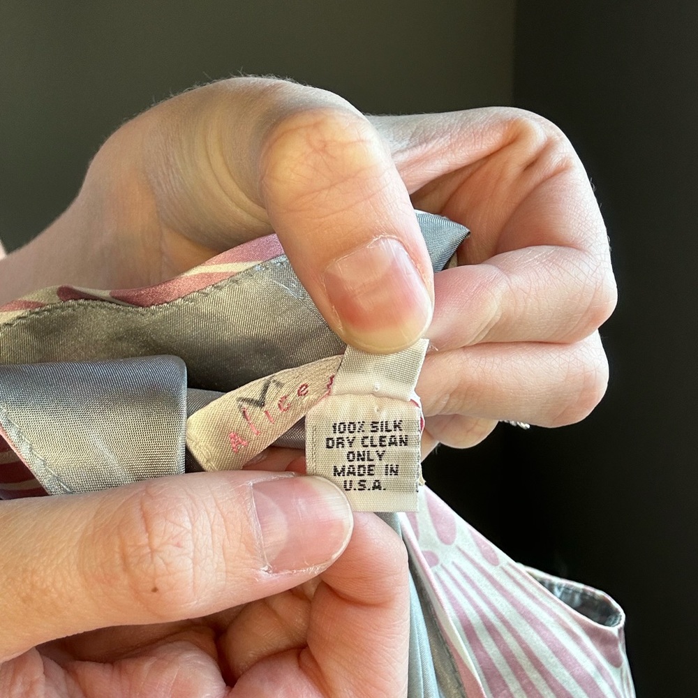 Alecia And Trixie Silk Blouse - image 6